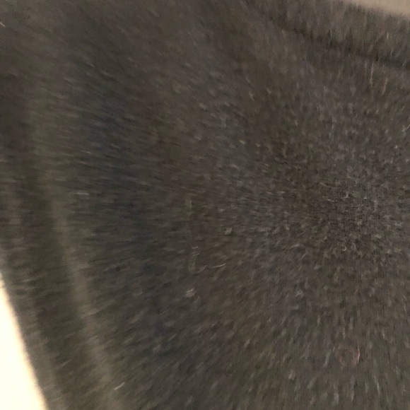 FREE ADD ON🫶🏻GAP L (L/XL FIT) - Picture 3 of 6